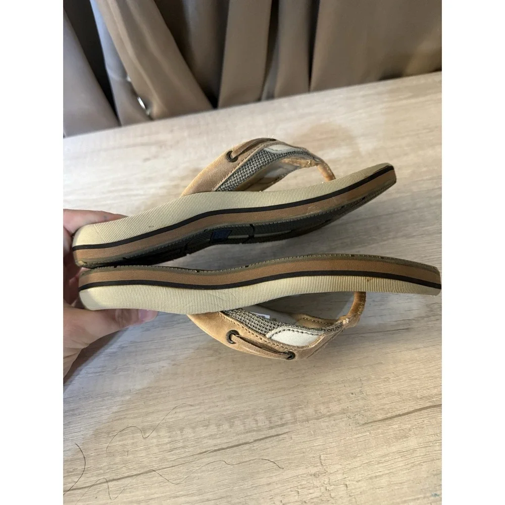 SPERRY TOP-SIDER YOUTH BLUEFISH THONG FLIP FLOPS SIZE 3 TAN/BROWN.